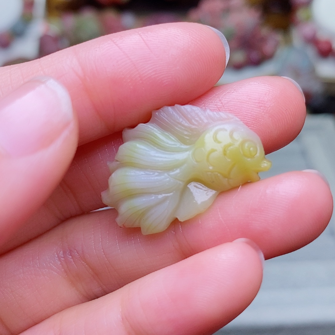 玛瑙/玉髓珠宝奇石未镶嵌春***?盐源玛瑙定制