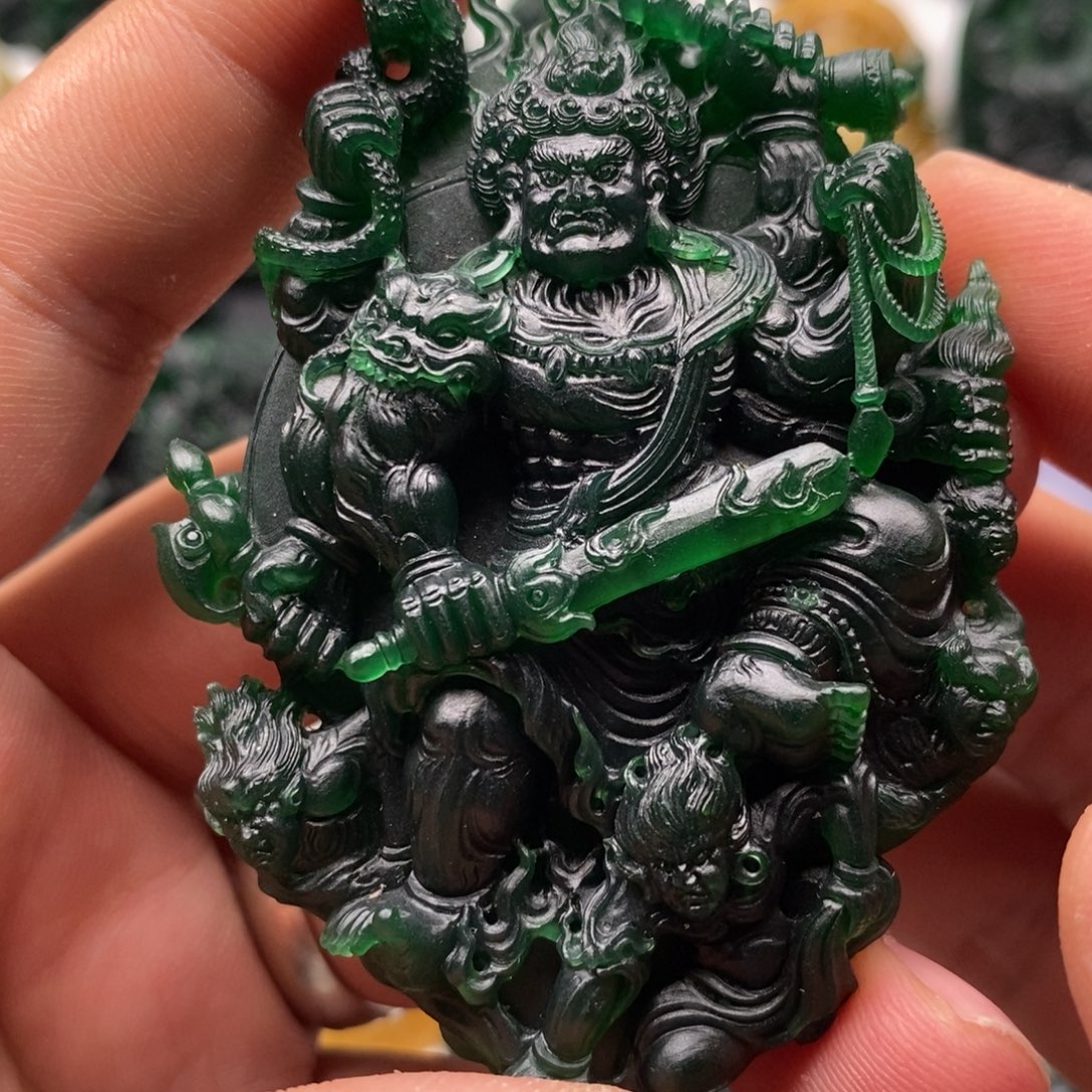 定制翡翠未镶嵌天然翡翠A货不动明王