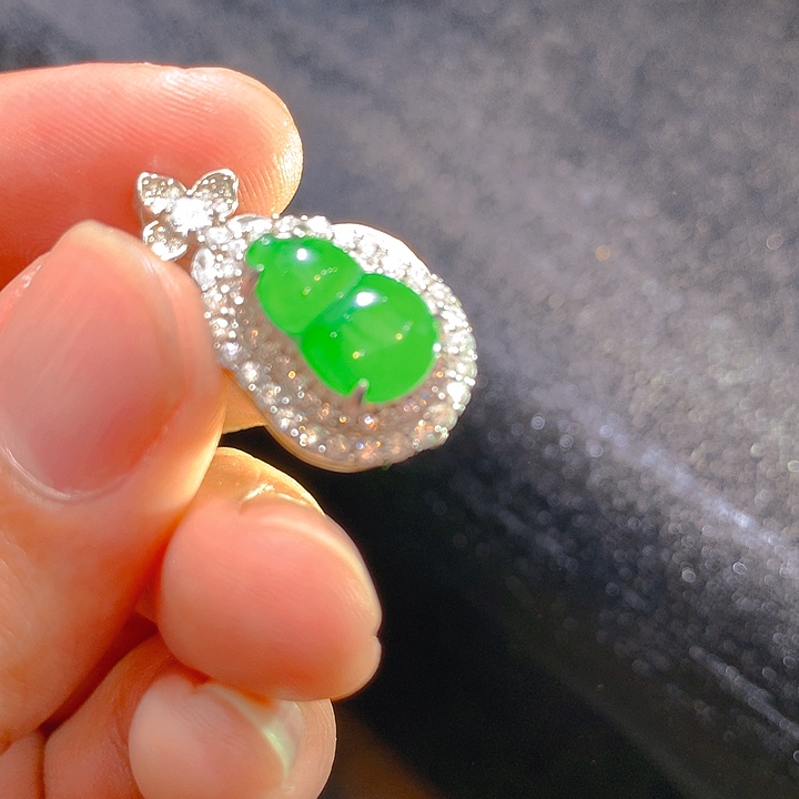 【闪购商品】翡翠颈饰银S925镶嵌翡翠