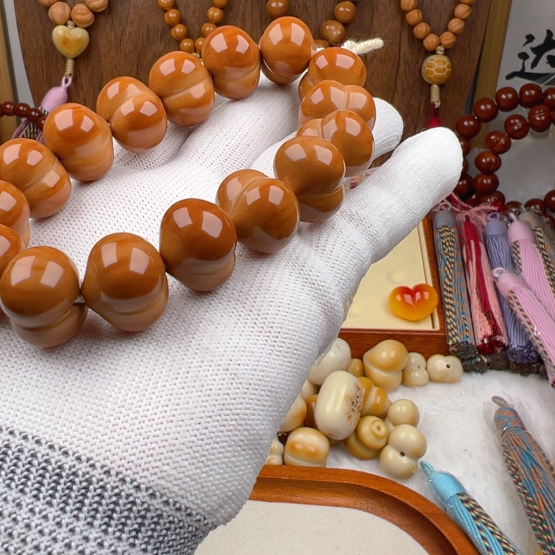 凤***吟猴头核桃手串大屁桃