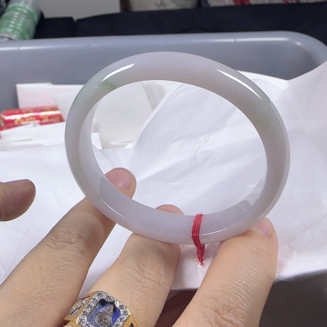 翡翠手镯未镶嵌完美胶紫蓝花