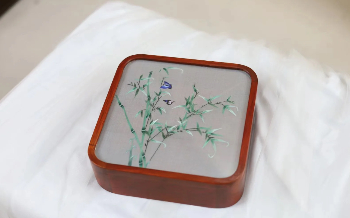 编码A101刺绣盒子（代拍链接）