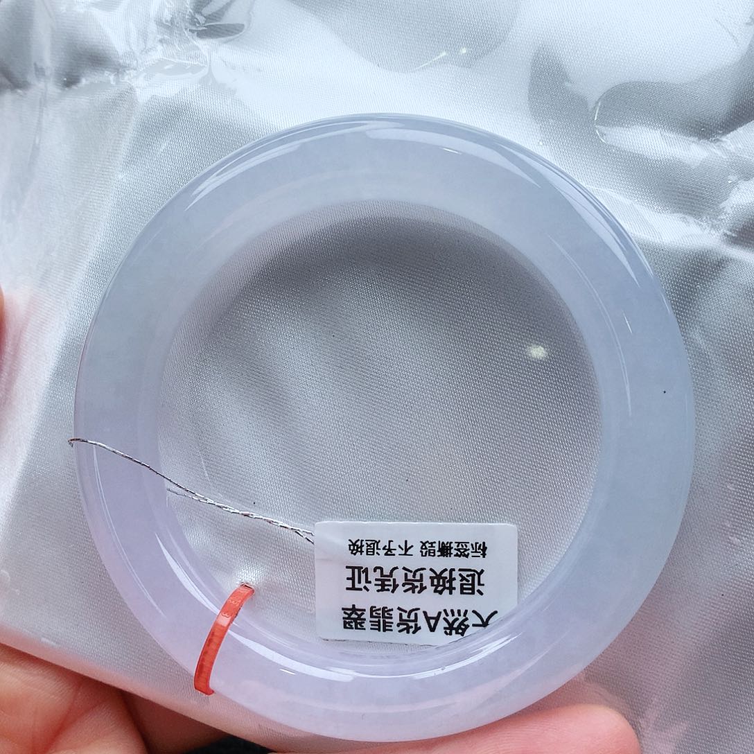 翡翠手镯未镶嵌天然翡翠手镯