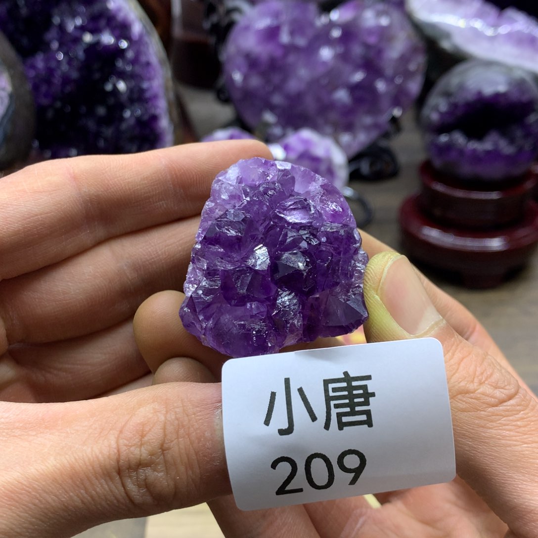 紫晶大型摆件（非配饰）未镶嵌