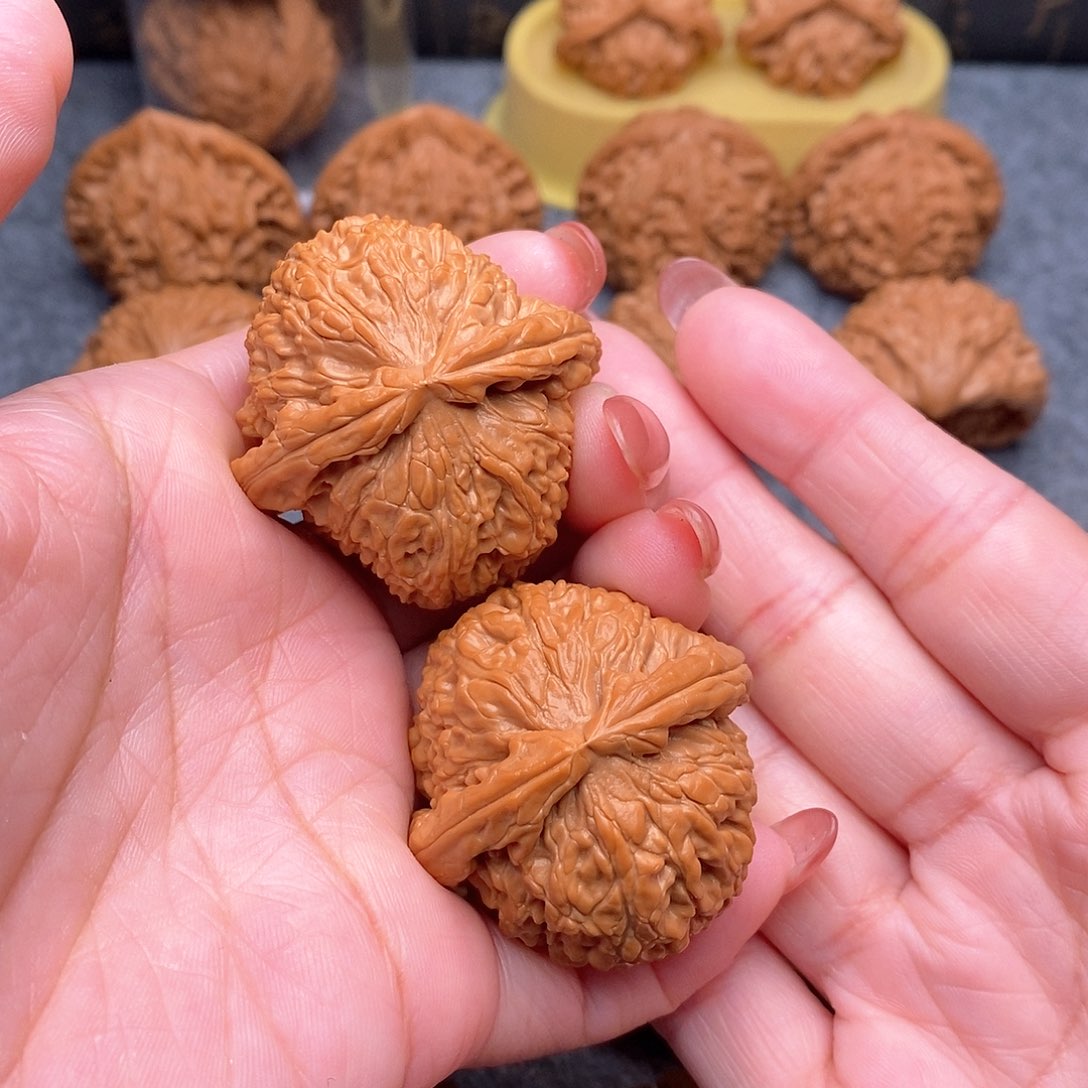 文玩核桃把件精品白狮子42全品