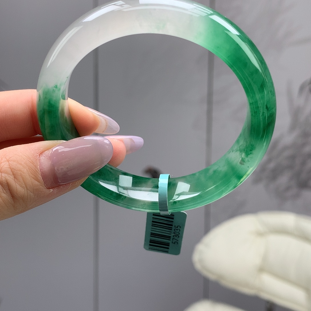 石英质玉手镯未镶嵌57