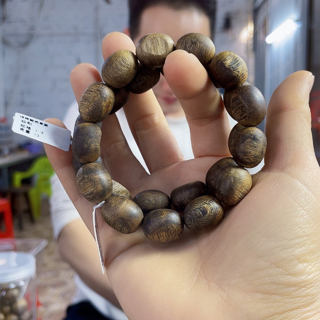 沉香手串海南老白棋留疤单圈13克多样性发一