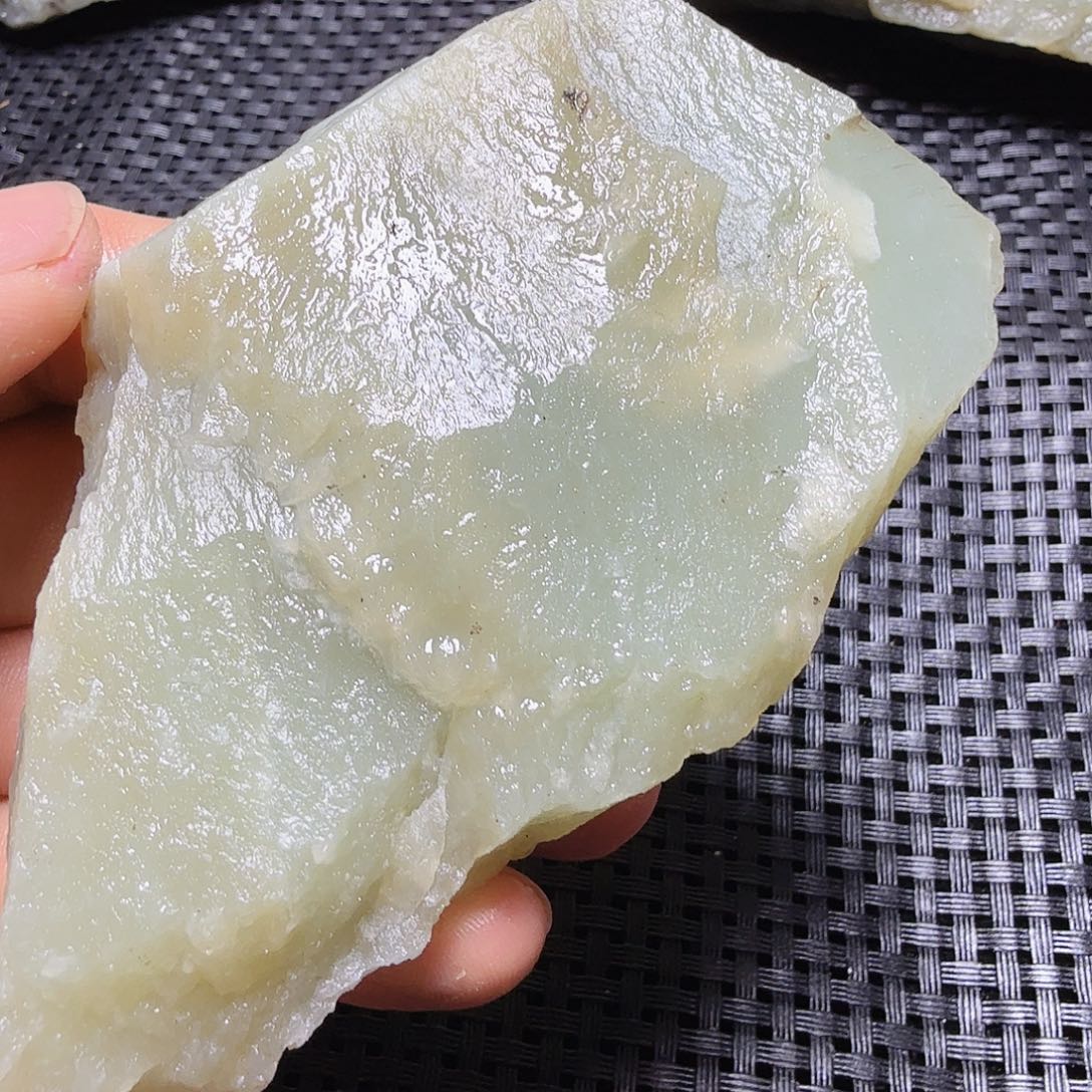 和田玉（糖玉）未镶嵌珠宝半成品