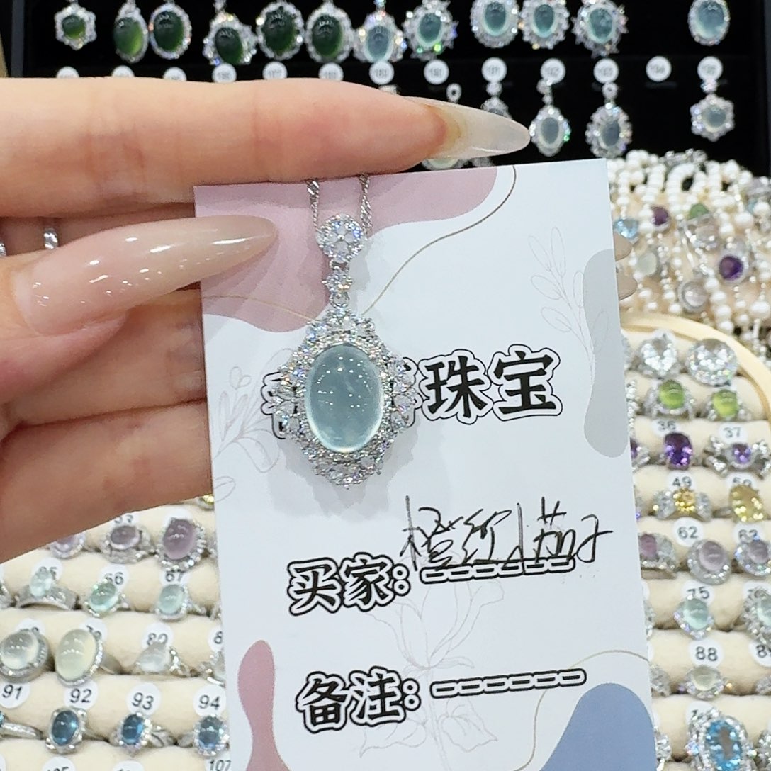 橙***子蛇纹石玉银S925镶嵌颈饰吊坠