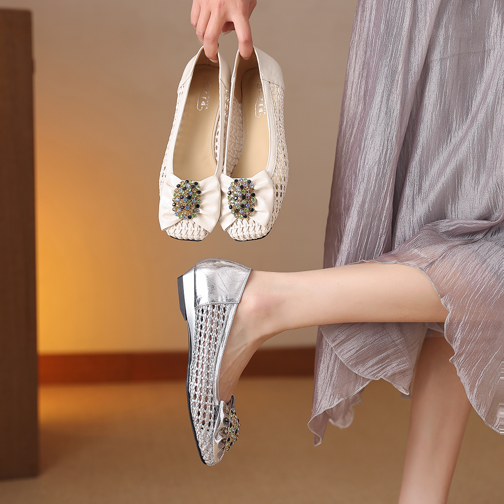 1935-5镂空单鞋女夏季新款小坡跟鞋方头时尚大码女鞋子仙女风