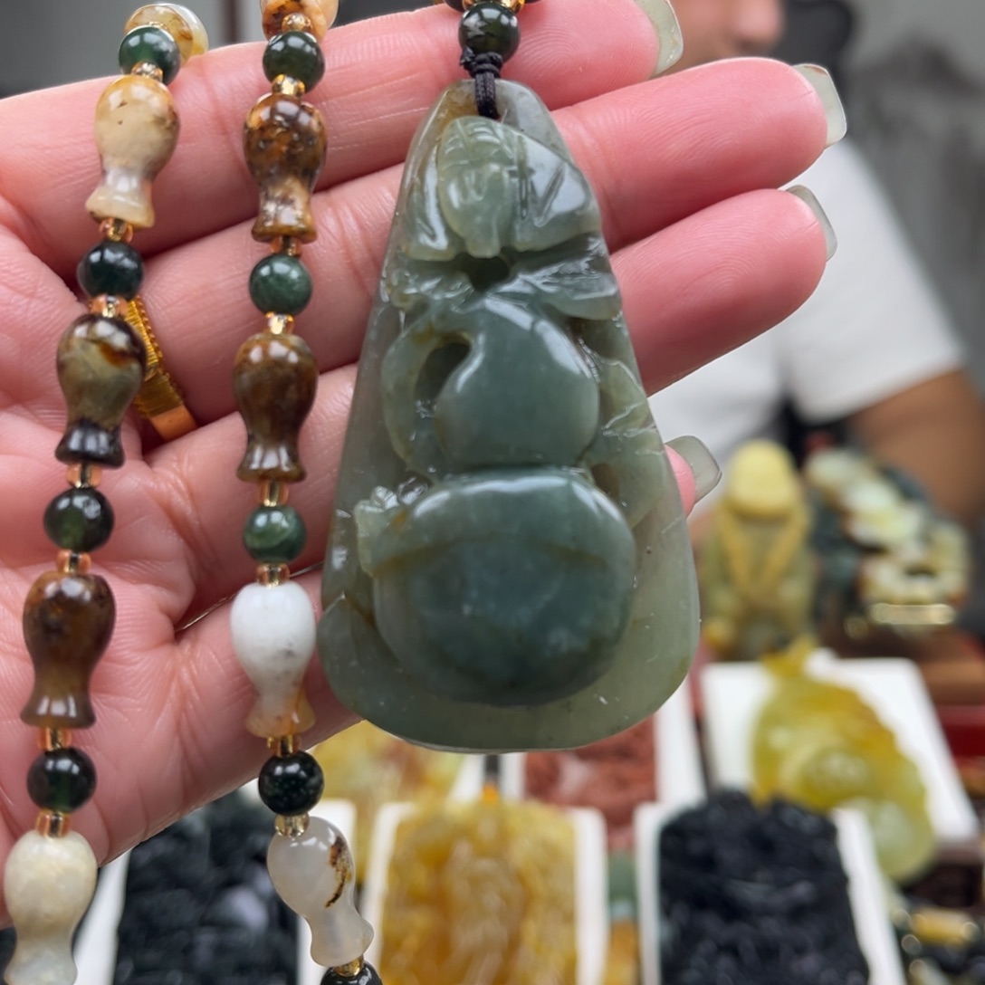 岫玉未镶嵌挂件挂件