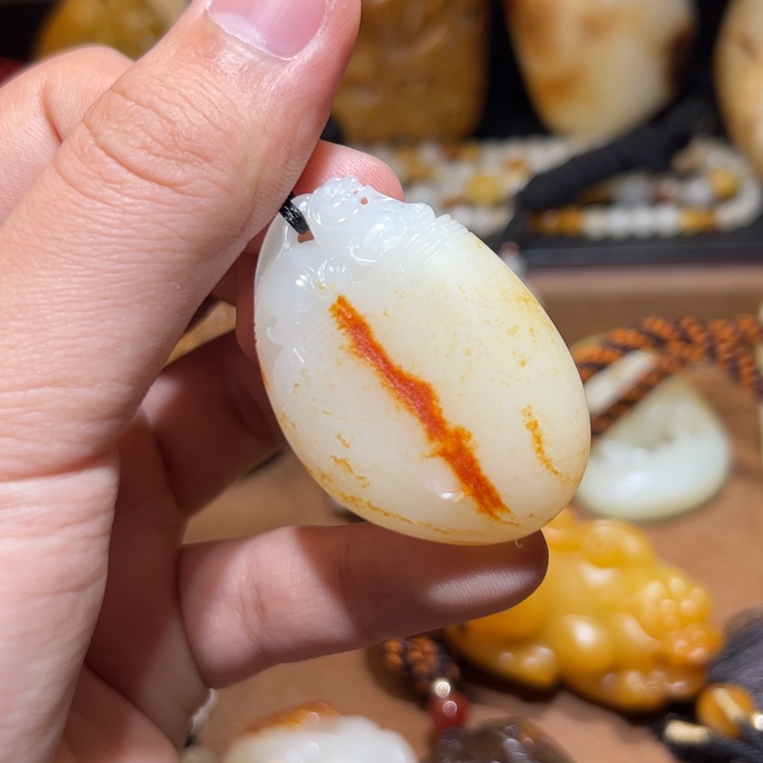 和田玉新疆未镶嵌挪**林