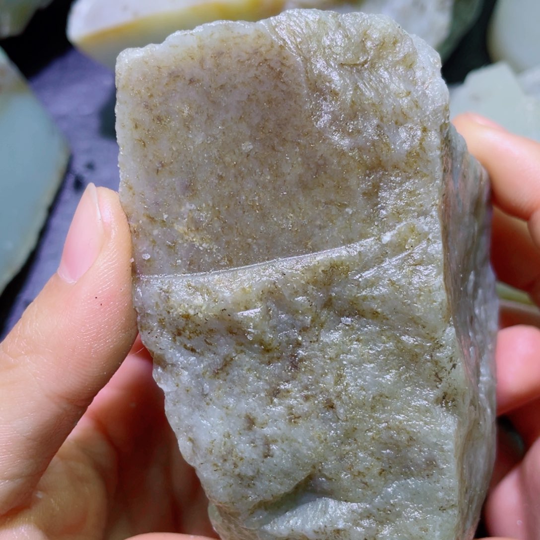 和田玉未镶嵌珠宝半成品