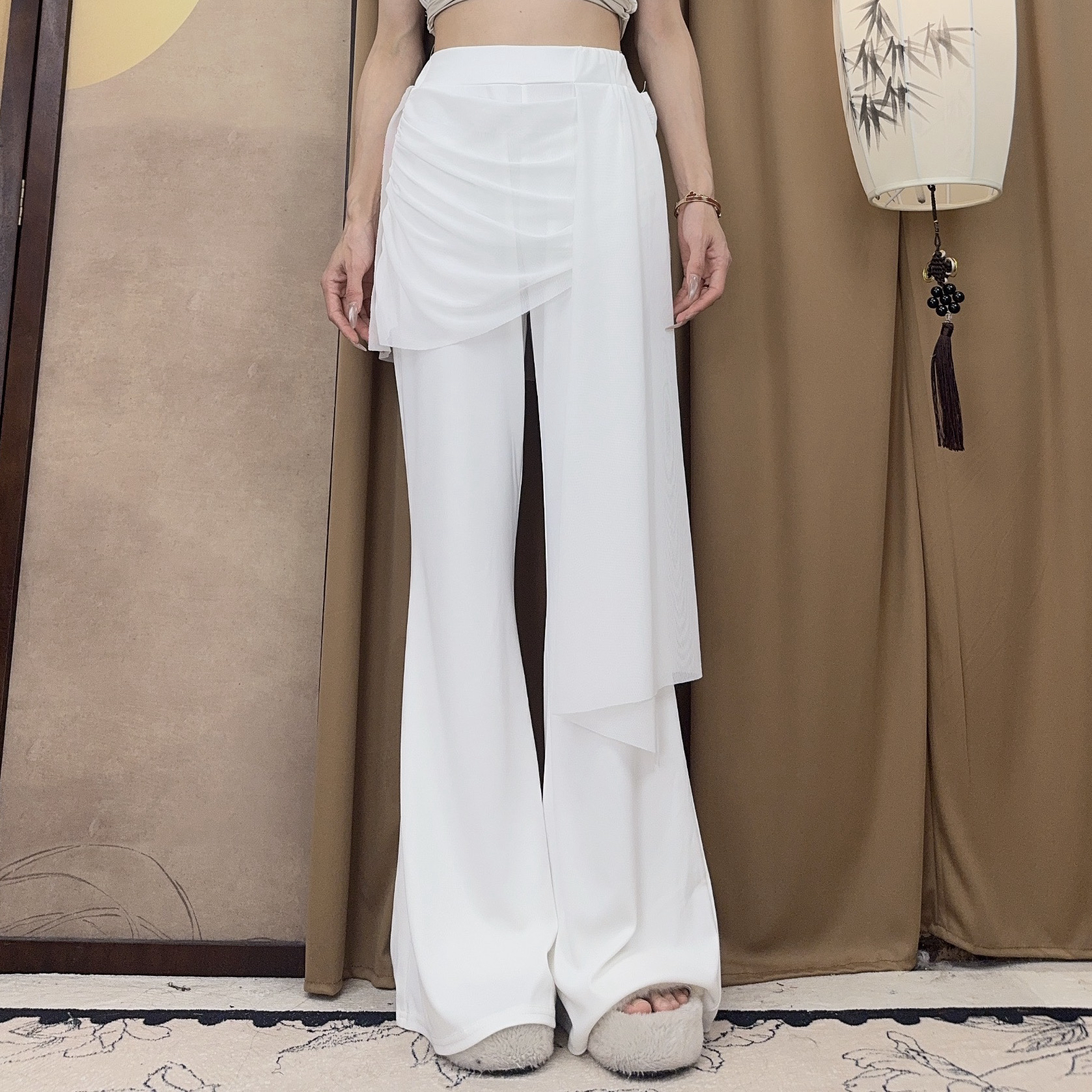 010-MuMu2025夏季新款微喇现代舞蹈裤高腰显瘦飘带修身屁帘形体裤