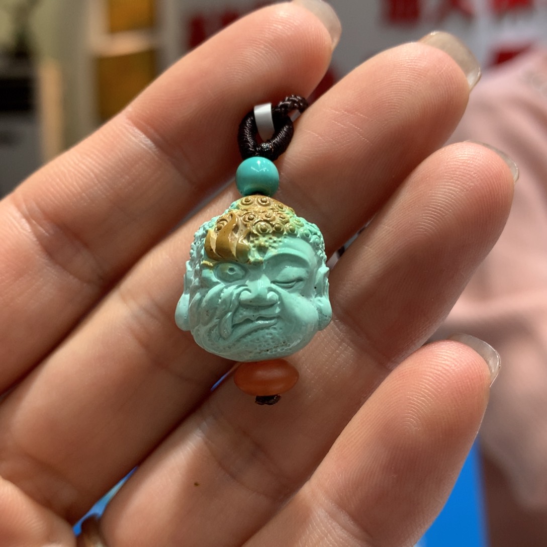 绿松石配饰未镶嵌