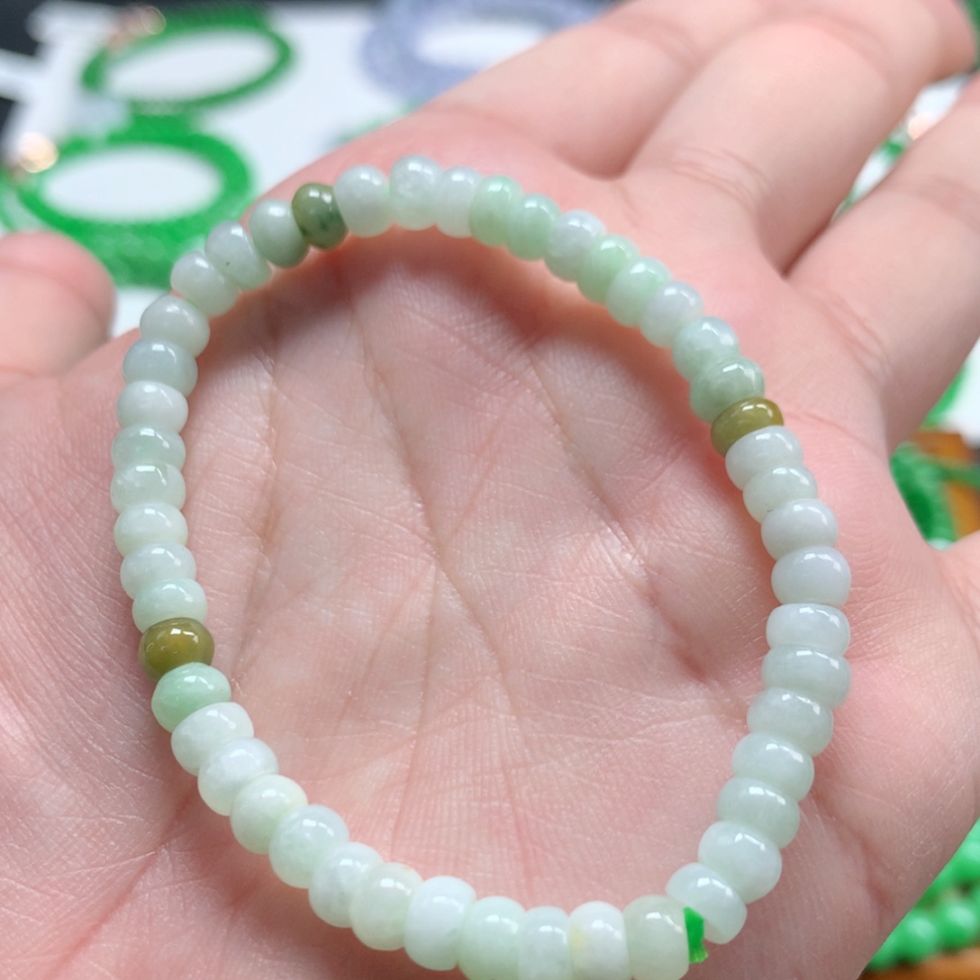 翡翠未镶嵌手链翡翠