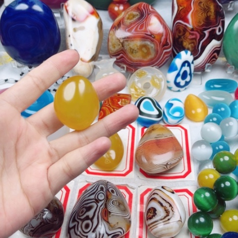 玛瑙/玉髓耳饰未镶嵌