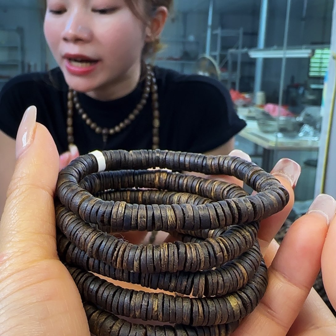 沉香手串多样性发货1条沉水流油王66