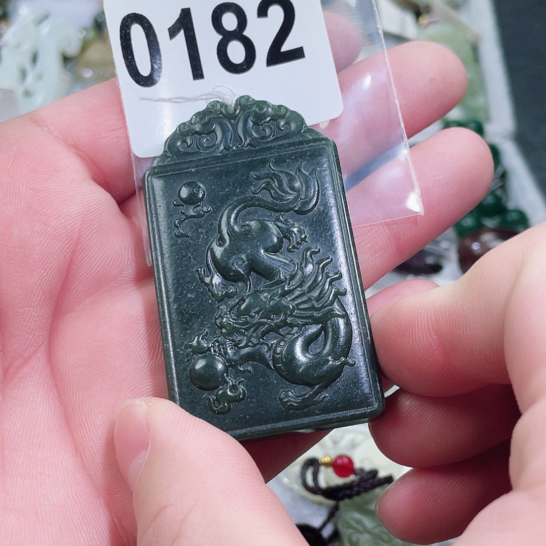 和田玉车挂未镶嵌