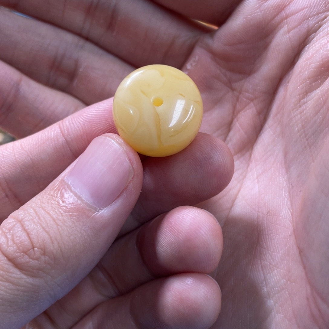 琥珀珠宝奇石未镶嵌和****老8