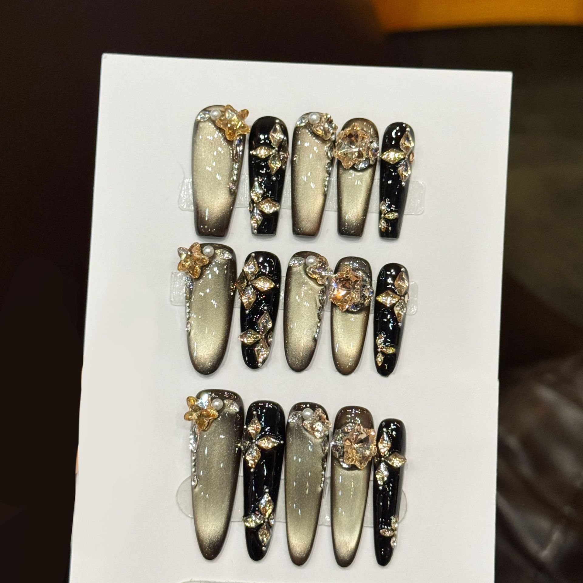 穿戴甲【鎏金晚宴】复古千金美拉德爆闪碎钻爆闪猫眼显白美甲金色