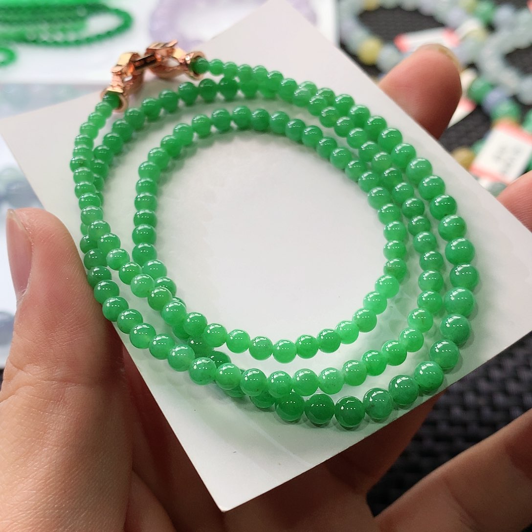 翡翠手链未镶嵌翡翠