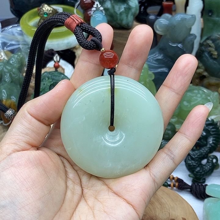 岫玉未镶嵌手把件