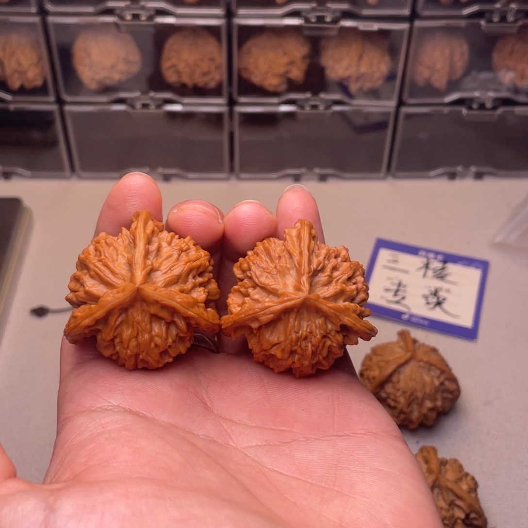 ぶ***╮文玩核桃吊坠盘山