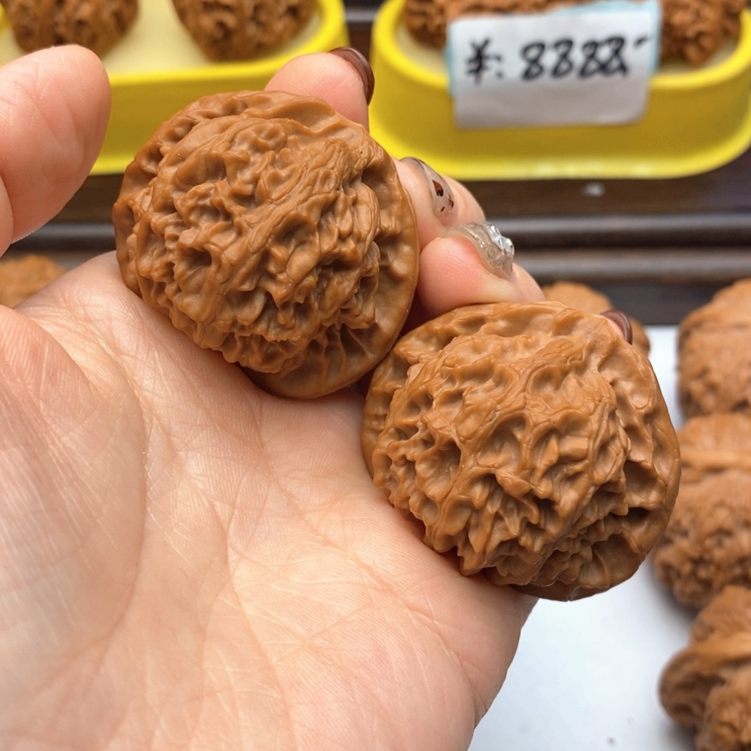 把件文玩核桃43尺桃心宫灯