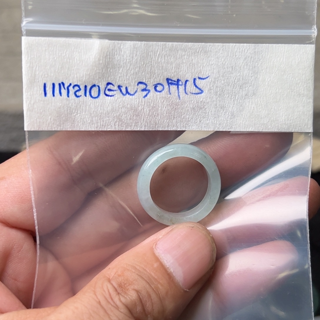 定制翡翠未镶嵌年***人