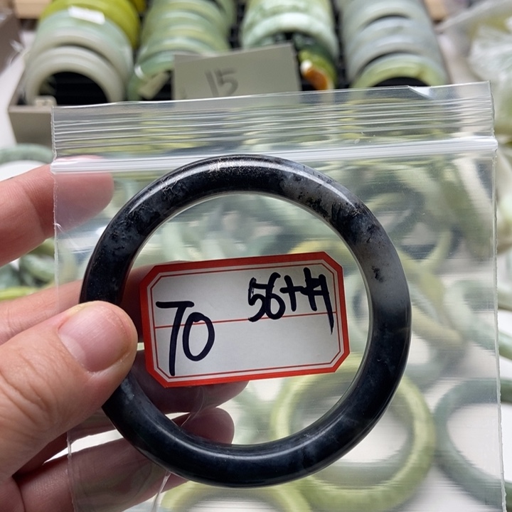 蛇纹石玉手镯未镶嵌麻***～