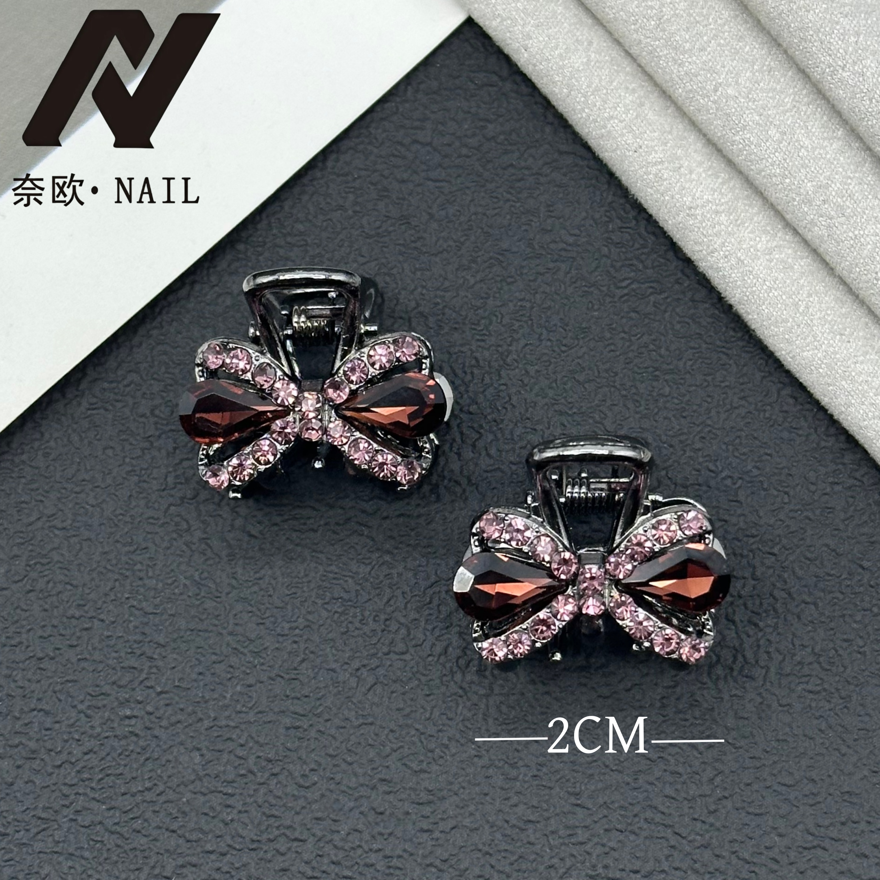 【NAIL·奈欧】设计师系列6544新年款红色蝴蝶结高级对夹刘海抓夹