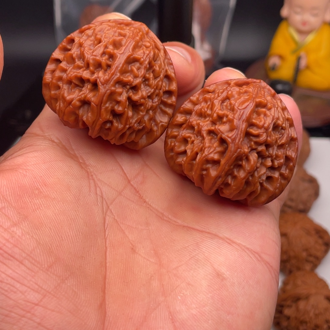 吊坠文玩核桃41老树三角白