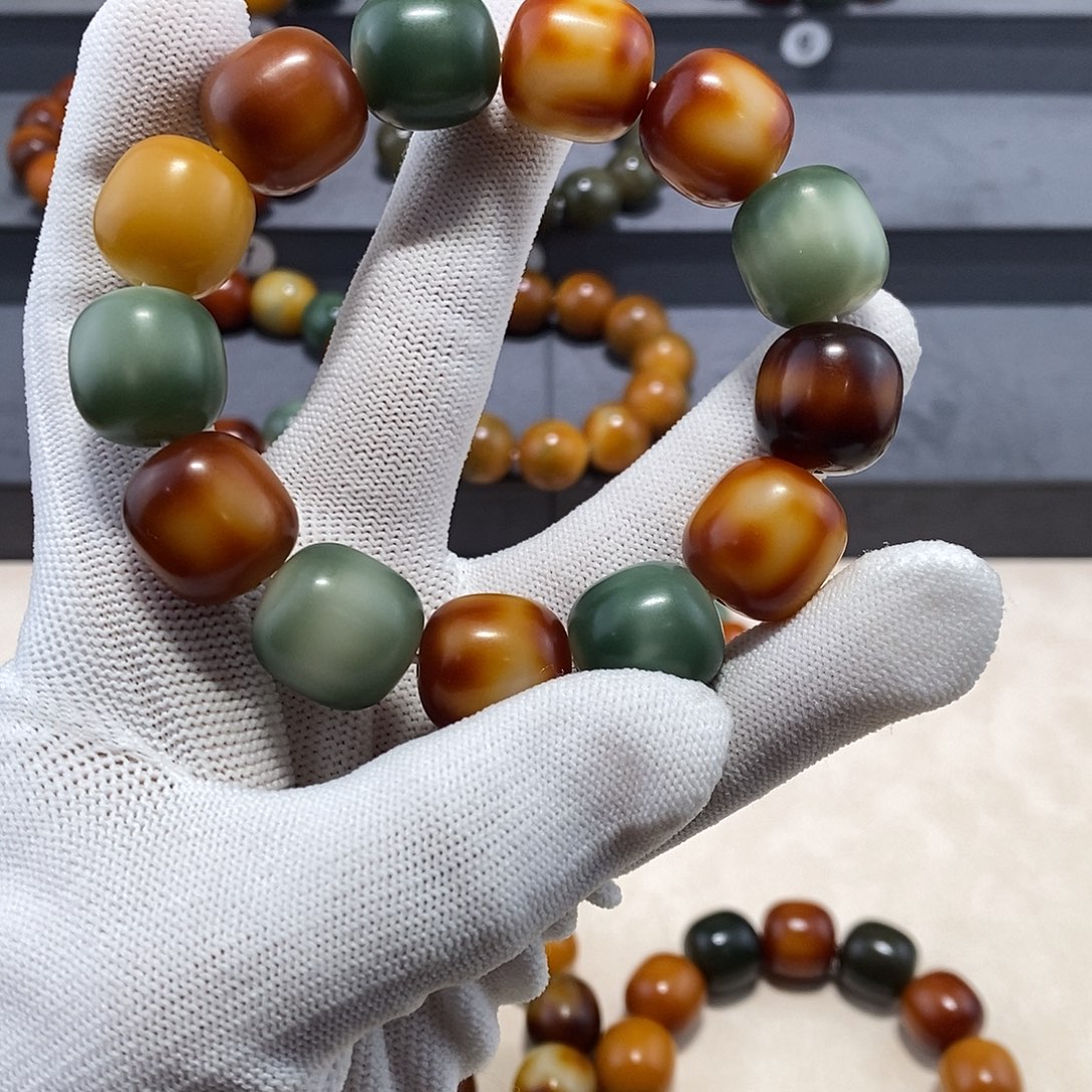 R***Y手串菩提根/象牙果