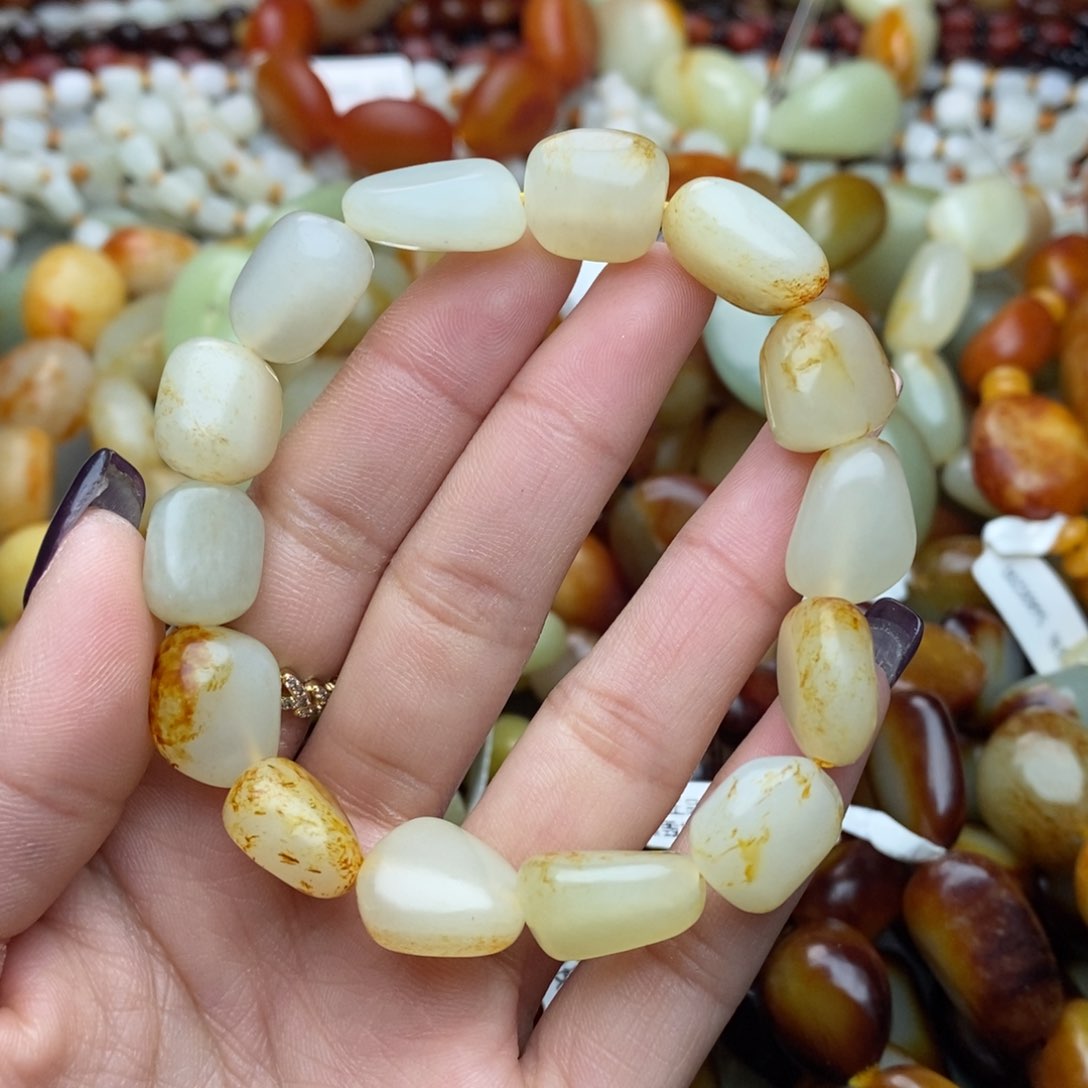 未镶嵌和田玉手链