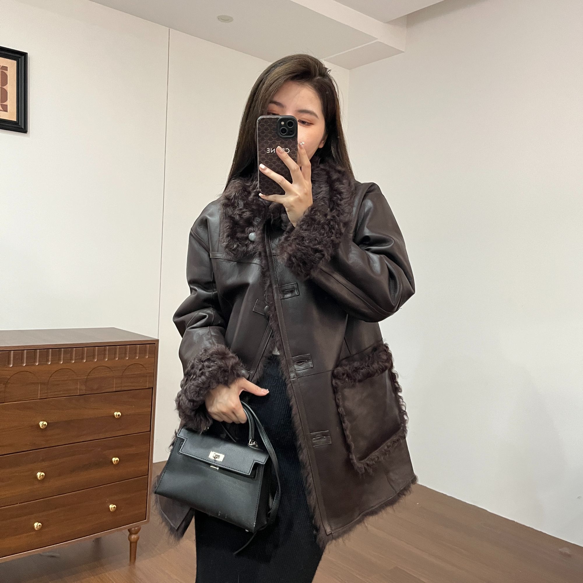 两面穿小湖羊皮毛一体女中长款海宁皮草2025新款大衣外套