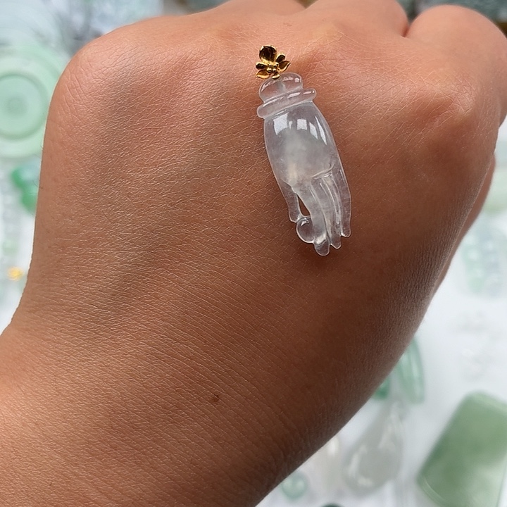 翡翠未镶嵌颈饰纯A