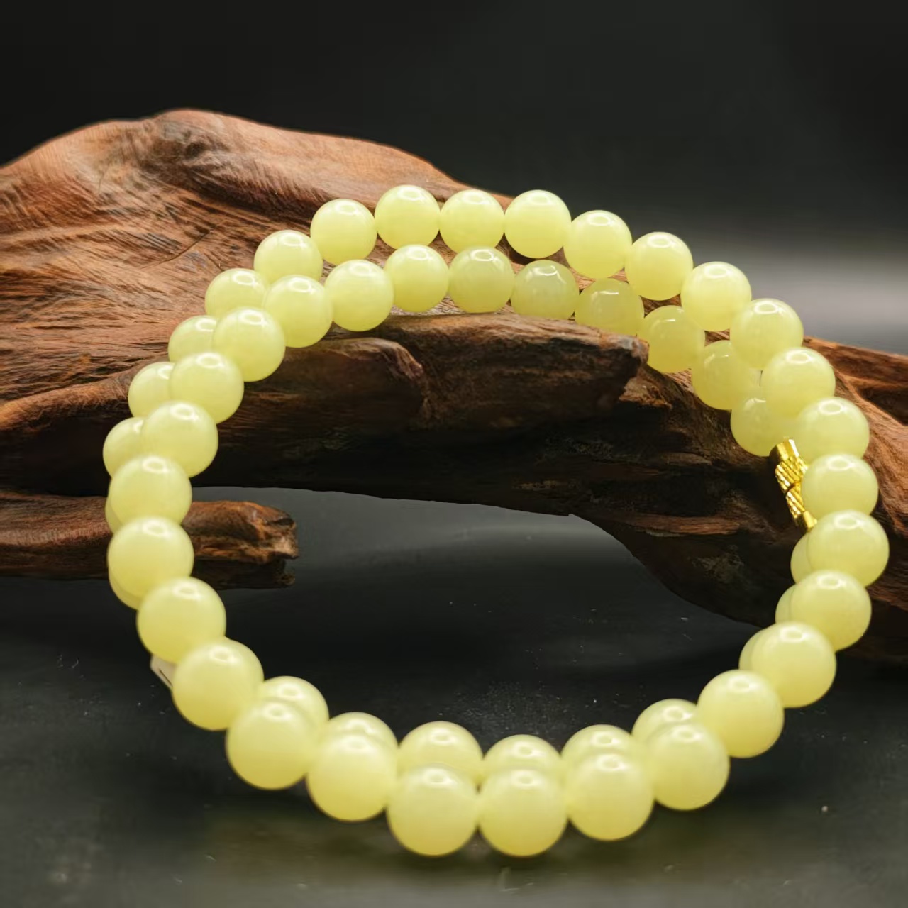 Q和田玉黄口圆珠项链（卡8）0415