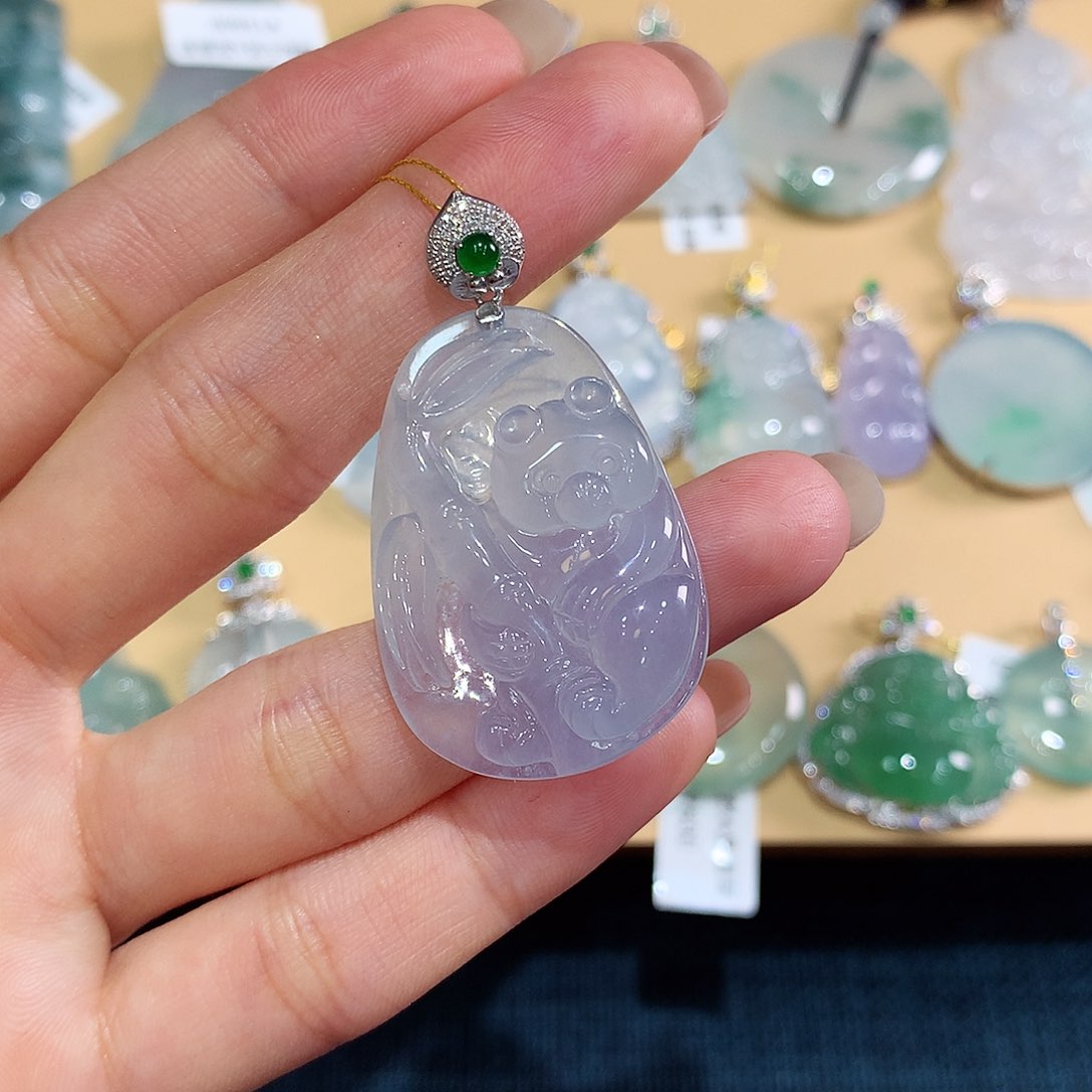 翡翠吊坠(不含链)18K金镶嵌