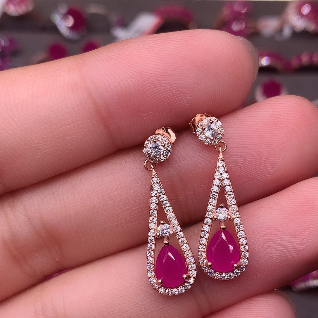 红宝石耳饰银S925镶嵌