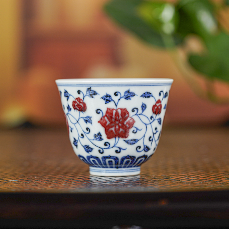 古官青花釉里红缠枝花卉铃铛杯ggqy546