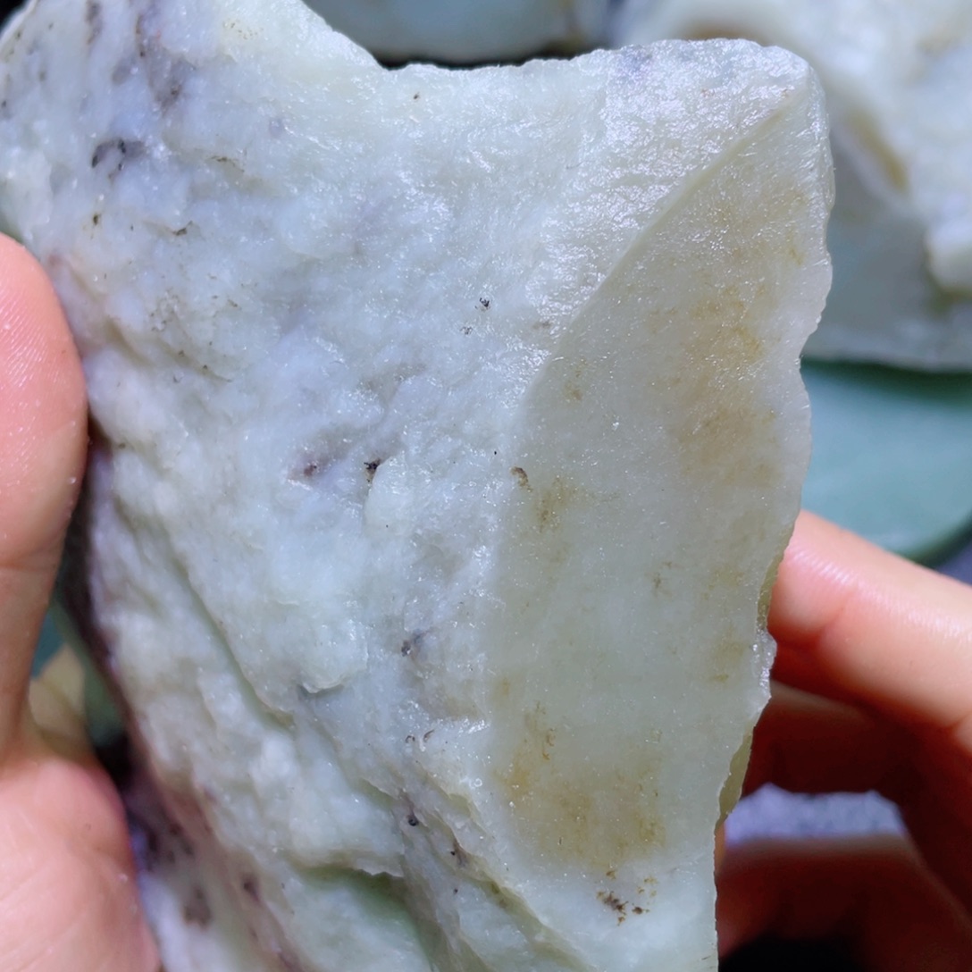 和田玉未镶嵌珠宝半成品