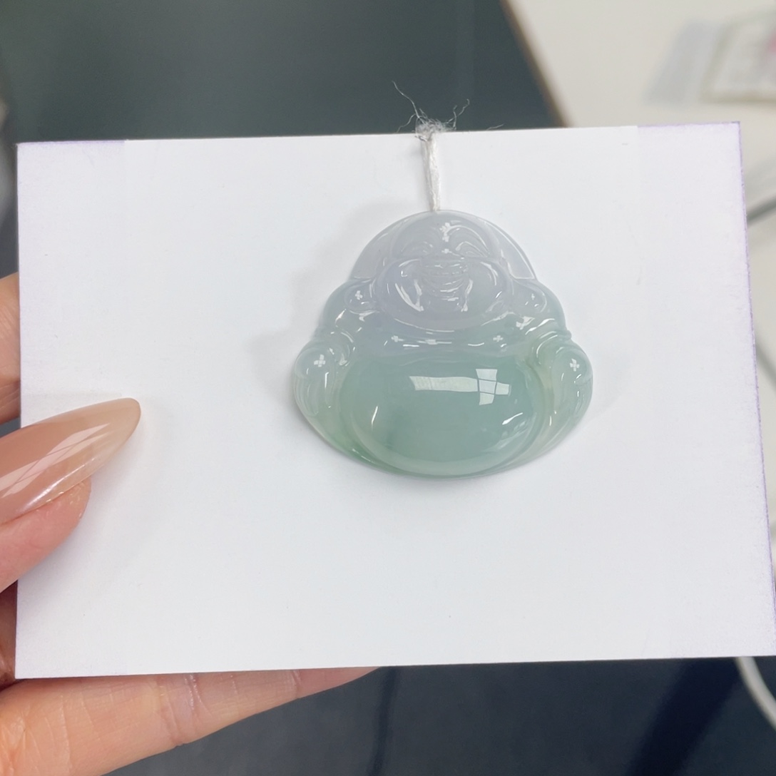 翡翠颈饰未镶嵌佛公