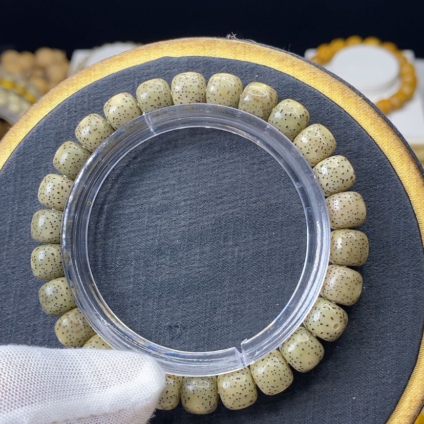 【闪购商品】星月菩提吊坠石玉料卡98尺寸