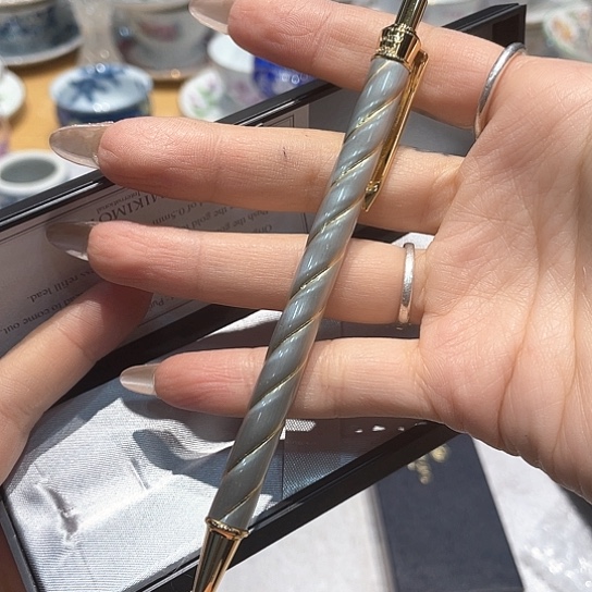 精品进口瓷器瓷片