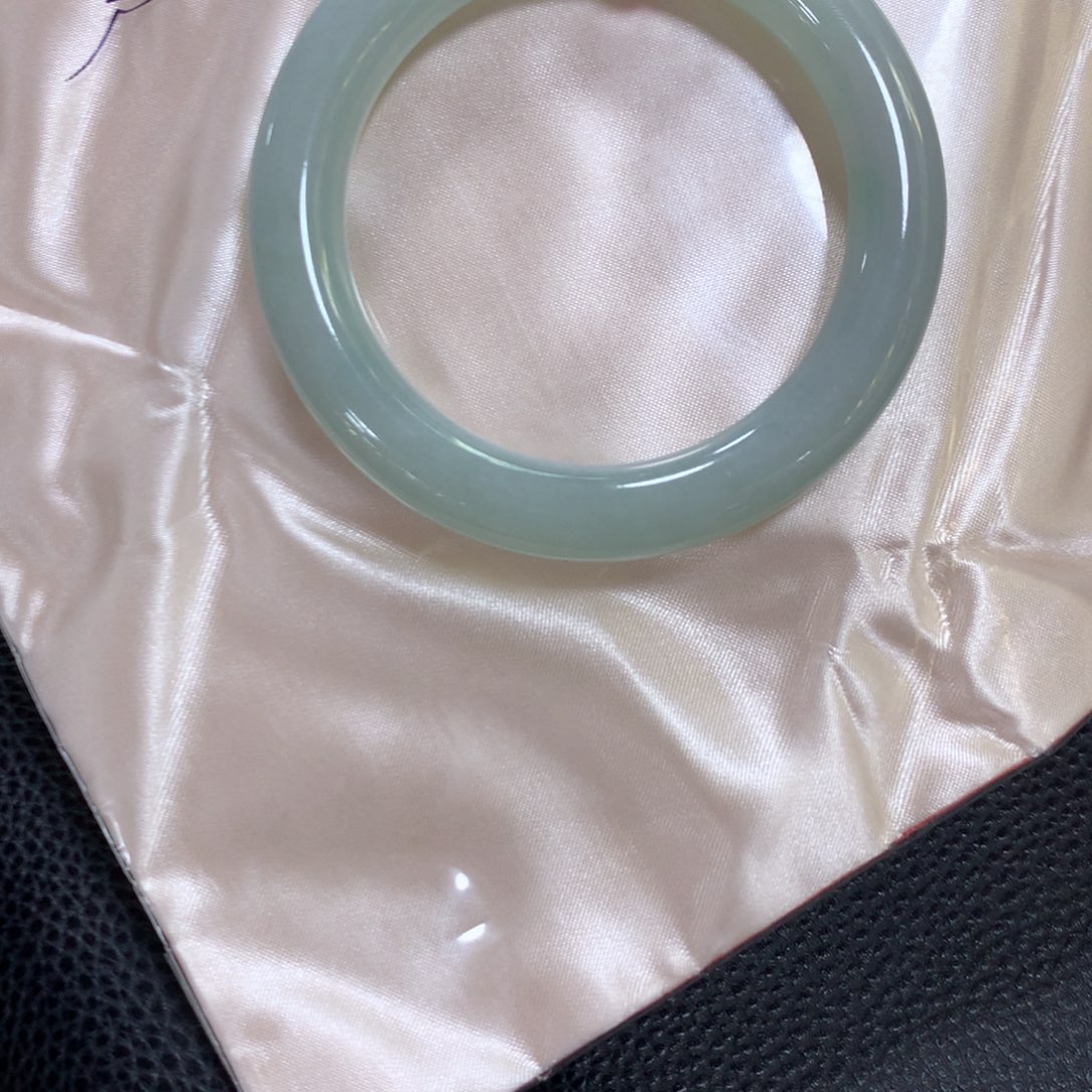 *****翡翠未镶嵌手镯手镯