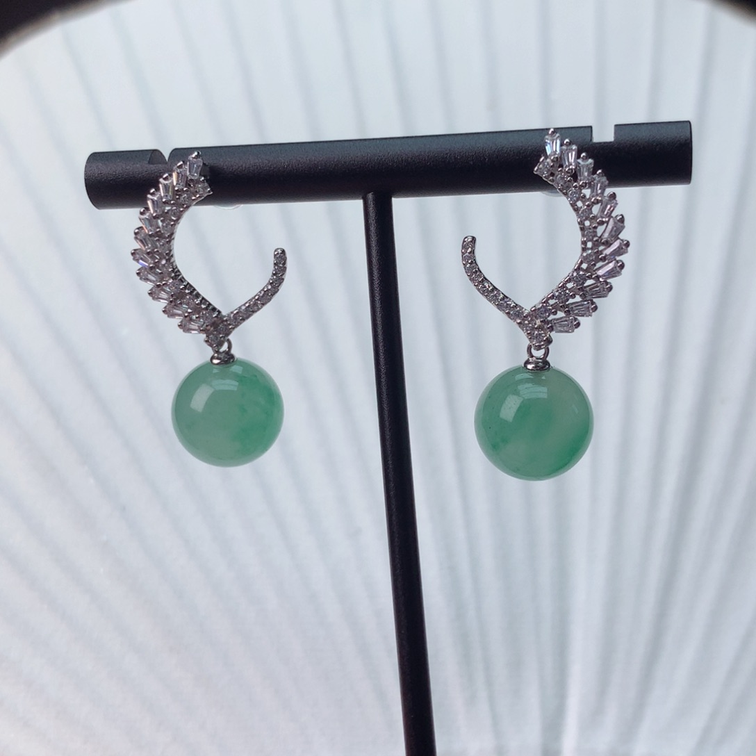 石英质玉冰飘花精品耳饰银S925镀金镶嵌