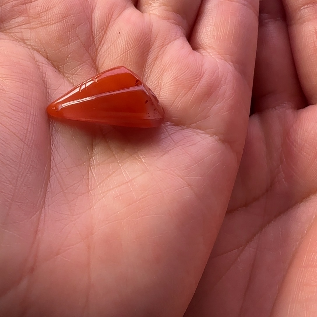 南红玛瑙挂件未镶嵌莲蓬