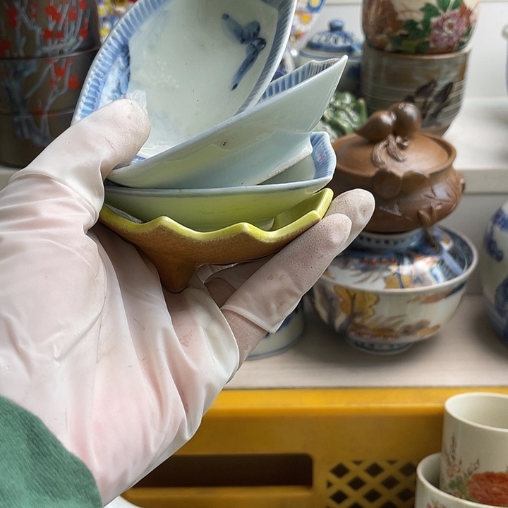 瓷片?****?哈哈哈我是个大好人哈哈