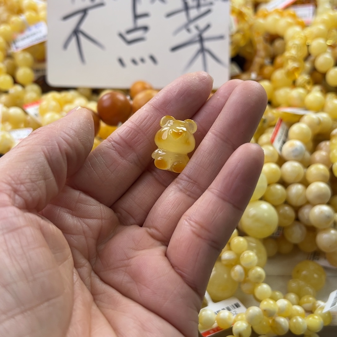琥珀珠宝奇石未镶嵌